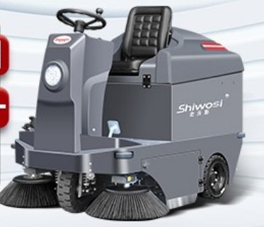 驾驶式扫地机